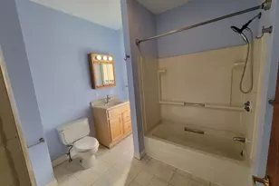 100 Medford St, Malden, MA 02148 - Photo 15