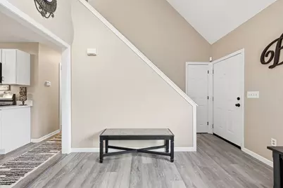 1688 S Branch Pkwy, Springfield, MA 01129 - Photo 7