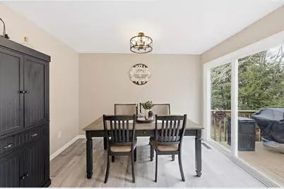 1688 S Branch Pkwy, Springfield, MA 01129 - Photo 13