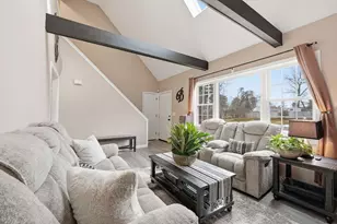 1688 S Branch Pkwy, Springfield, MA 01129 - Photo 3