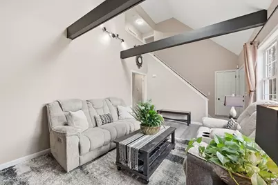 1688 S Branch Pkwy, Springfield, MA 01129 - Photo 5