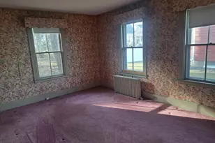 19 Bank St, Abington, MA 02351 - Photo 9