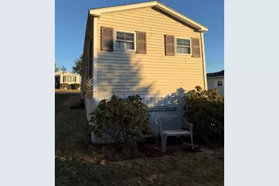 5 Virginia Ave, Marlborough, MA 01752 - Photo 3