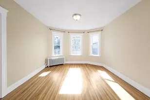 24 Montvale St, Boston, MA 02131 - Photo 9