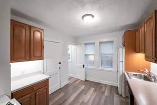 21 Bradwood St, Boston, MA 02131 - Photo 13