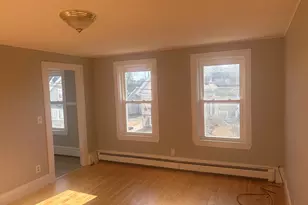 12 Capron St, Attleboro, MA 02703 - Photo 5