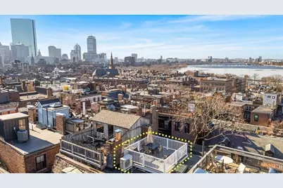 6 Goodwin Pl #4, Boston, MA 02114 - Photo 1