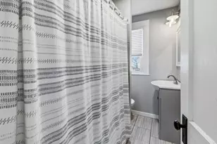 12 Winsor St, Fairhaven, MA 02719 - Photo 17