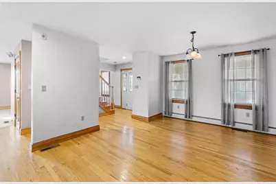 7 Deerfield Ln, Fairhaven, MA 02719 - Photo 9