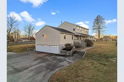 7 Deerfield Ln, Fairhaven, MA 02719 - Photo 3