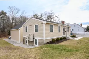 1065 Bedford St, Abington, MA 02351 - Photo 3