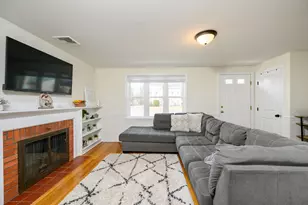 1065 Bedford St, Abington, MA 02351 - Photo 5