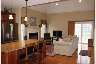 30 Longobardi Dr #30, Franklin, MA 02038 - Photo 5