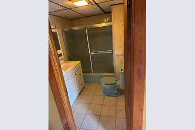 11 Orchard St, Taunton, MA 02780 - Photo 9