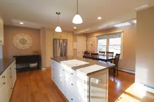 11 Fairway Ln, Medway, MA 02053 - Photo 5