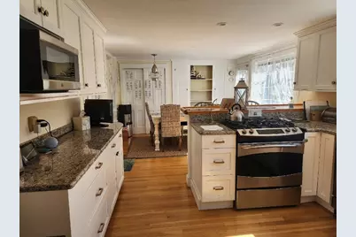 148 Berry Avenue, Yarmouth, MA 02673 - Photo 5