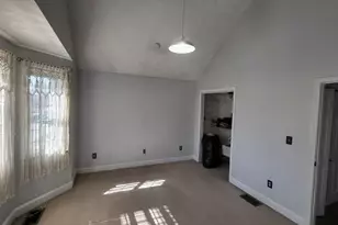 129 Manchester St, Lowell, MA 01852 - Photo 23