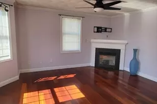 129 Manchester St, Lowell, MA 01852 - Photo 15