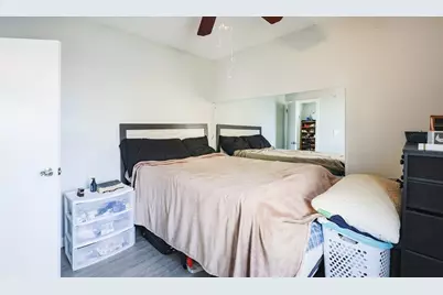 104 Oak St #1N, Fall River, MA 02720 - Photo 5