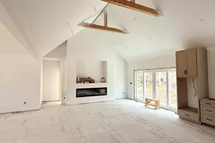 558 Haynes St, Sturbridge, MA 01566 - Photo 3