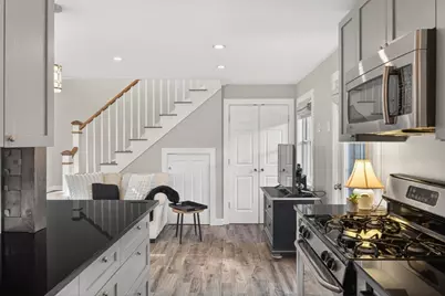 16 Conwell St #3, Provincetown, MA 02657 - Photo 17