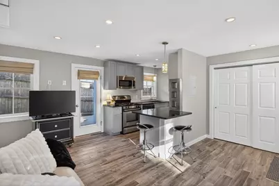 16 Conwell St #3, Provincetown, MA 02657 - Photo 7