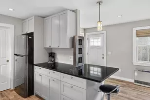 16 Conwell St, Provincetown, MA 02657 - Photo 15