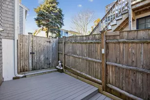 16 Conwell St, Provincetown, MA 02657 - Photo 21