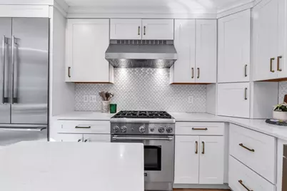 2 Prince St, Beverly, MA 01915 - Photo 17