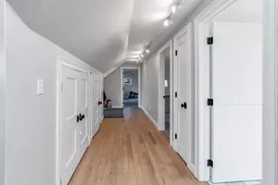 2 Prince St, Beverly, MA 01915 - Photo 35