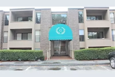 32 Shrewsbury Green Dr #J, Shrewsbury, MA 01545 - Photo 1