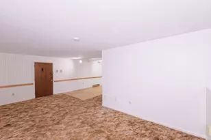 39 Pleasant St, Northborough, MA 01532 - Photo 3