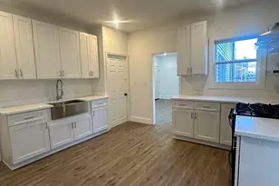 62 W 6th St, Lowell, MA 01850 - Photo 3