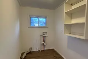 62 W 6th St, Lowell, MA 01850 - Photo 11