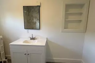 62 W 6th St, Lowell, MA 01850 - Photo 7