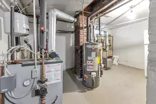 6 Priesing St, Boston, MA 02130 - Photo 29