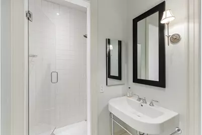 20 Beacon Street #4, Boston, MA 02108 - Photo 31