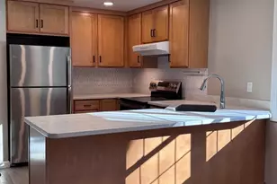 709 Fairway Ave, Montague, MA 01376 - Photo 5