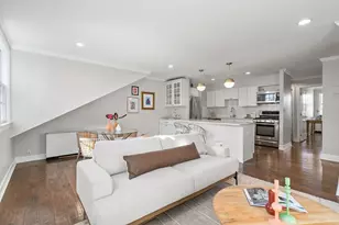 27 Bowdoin St, Boston, MA 02114 - Photo 3