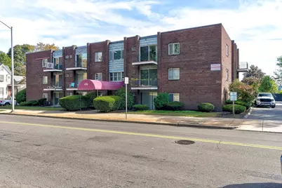 426 Pleasant St #U17, Malden, MA 02148 - Photo 3