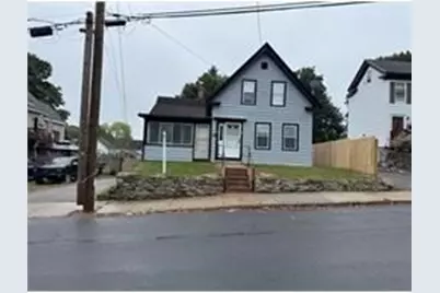 38 Washington St, Marlborough, MA 01752 - Photo 3