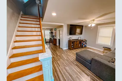 38 Washington St, Marlborough, MA 01752 - Photo 11