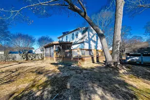 1239 Roseanne St, New Bedford, MA 02740 - Photo 25