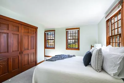 1239 Roseanne St, New Bedford, MA 02740 - Photo 13