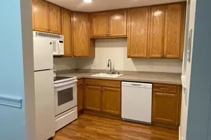 18 Williamsburg Ct, Shrewsbury, MA 01545 - Photo 3