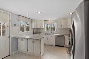 116 Windsor Ave, Acton, MA 01720 - Photo 5