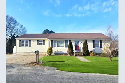 5 William St, Acushnet, MA 02743 - Photo 1