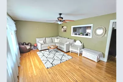 5 William St, Acushnet, MA 02743 - Photo 3