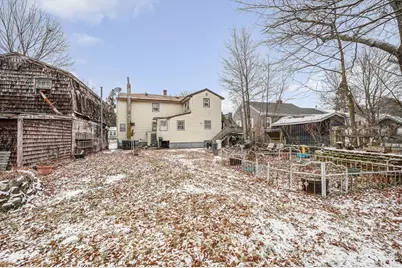 18 Hurley Ave, Dracut, MA 01826 - Photo 9