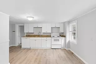 95-B N Main St, Andover, MA 01810 - Photo 11